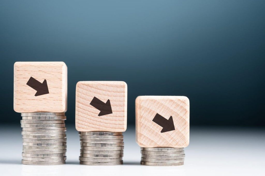 Ceny szaleją, a Polacy redukują wydatki (Fot. Shutterstock)