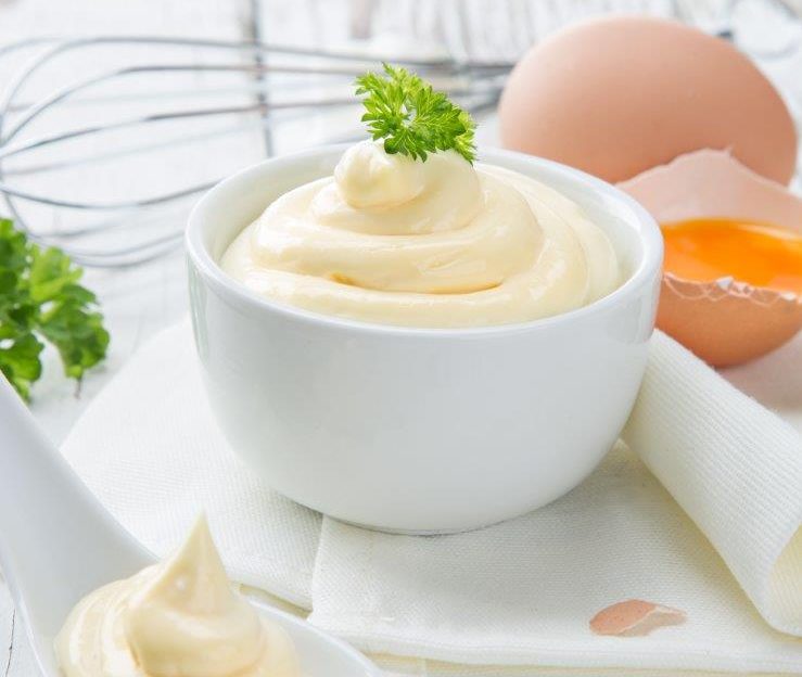 Trudno wyobrazić sobie święta bez potraw z majonezem (Fot. Shutterstock)